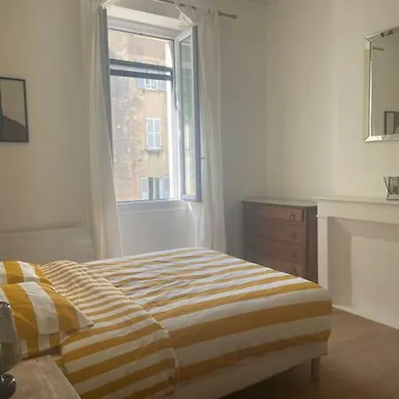Apartament Superbe Spacieux, Calme, Tulon