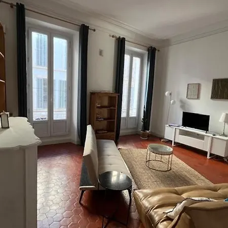 Apartament Superbe Spacieux, Calme,