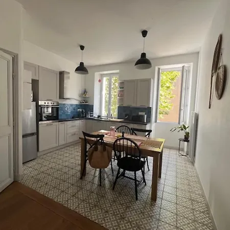 Appartement Superbe Spacieux, Calme, *